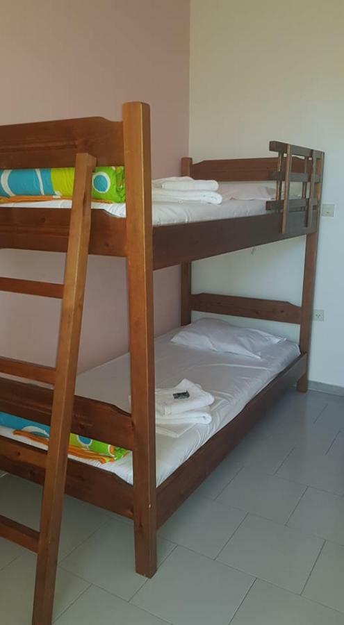 Athina Apartments Толон Экстерьер фото