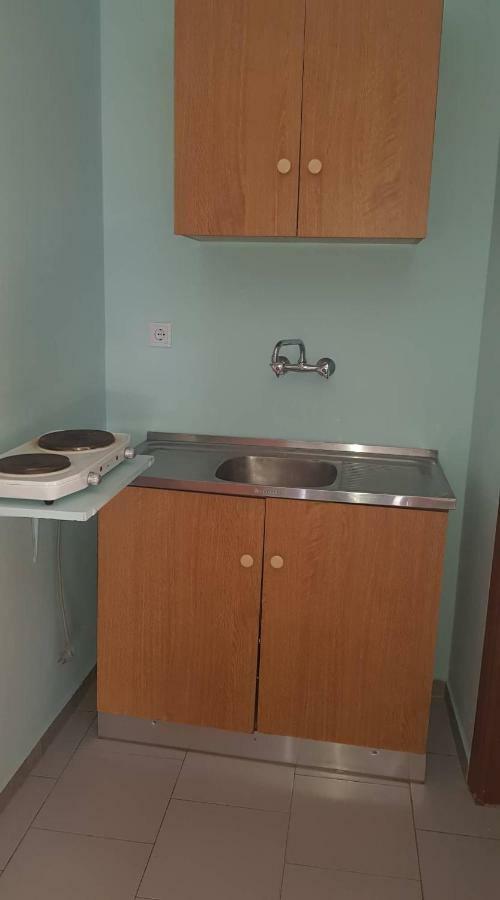 Athina Apartments Толон Экстерьер фото